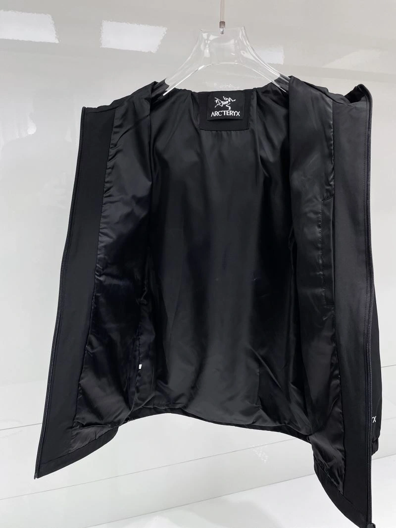 WrinkleFree Arcteryx Outwear 162116