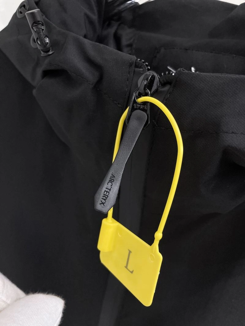 WrinkleFree Arcteryx Outwear 162116