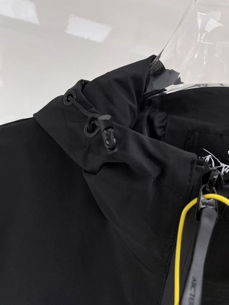 WrinkleFree Arcteryx Outwear 162116