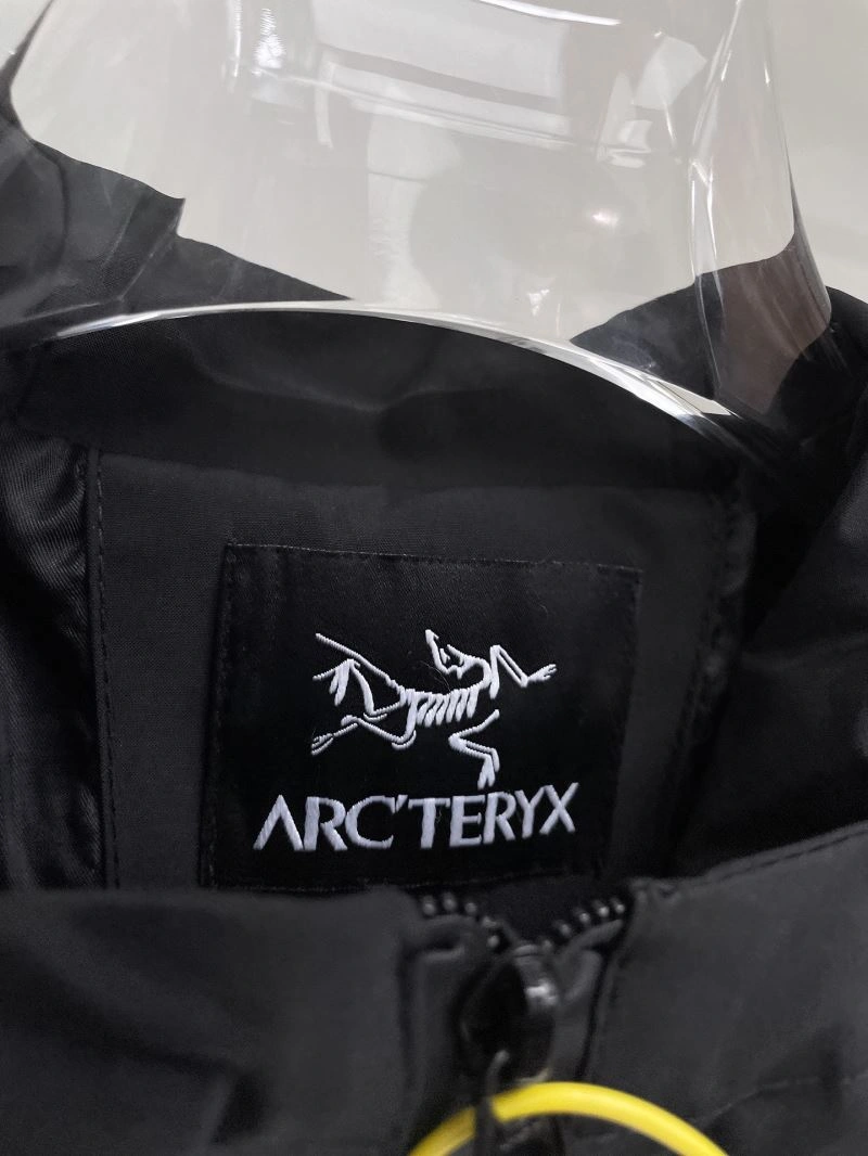 WrinkleFree Arcteryx Outwear 162116