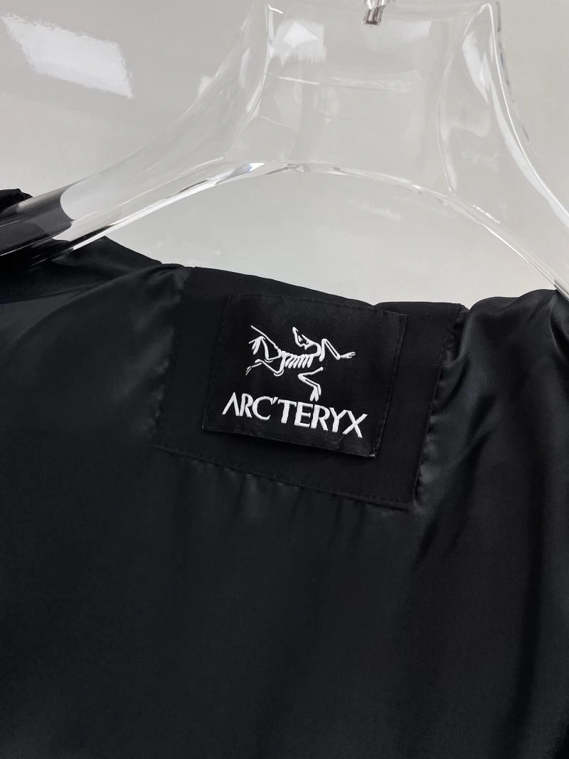 Sporty Arcteryx Outwear 162113