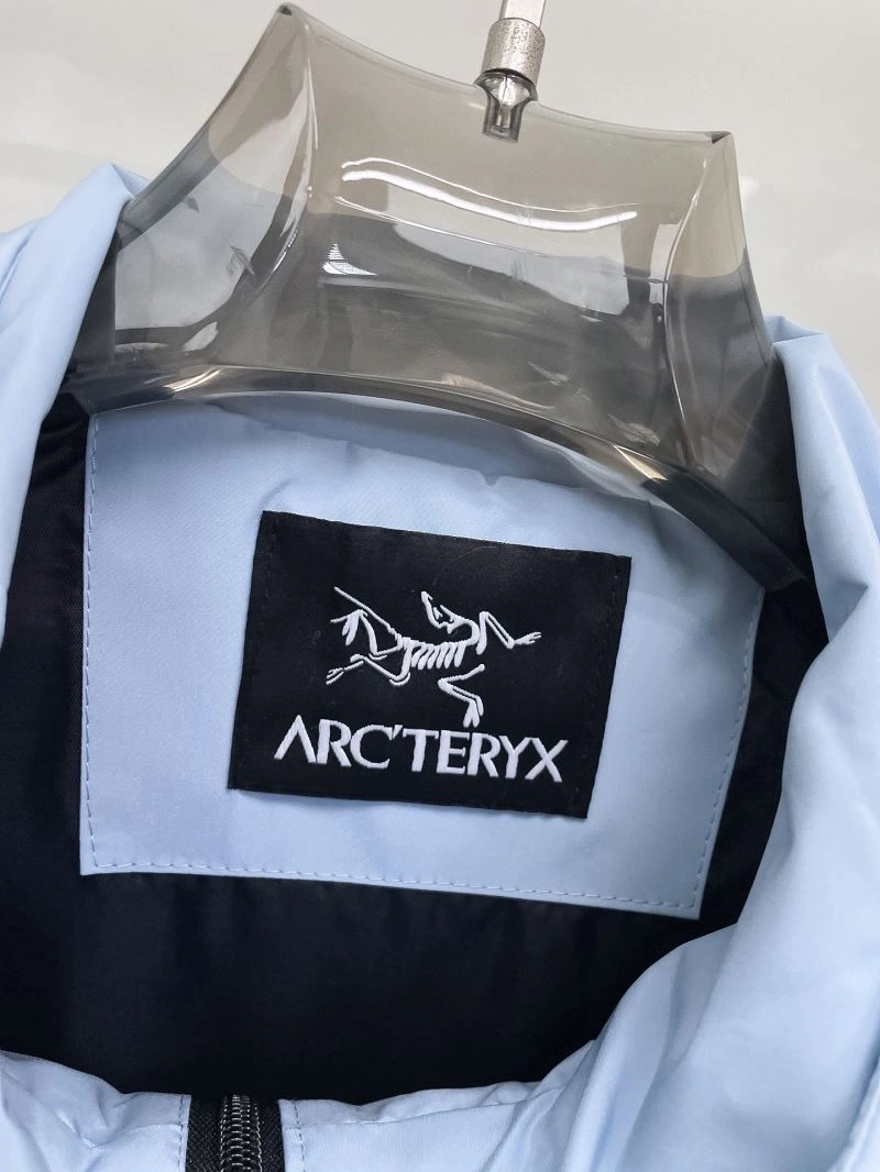Arcteryx Outwear Supportive 162115