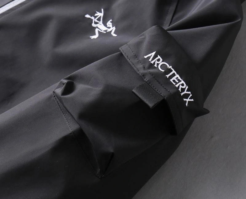 Arcteryx Outwear Flexible 162108