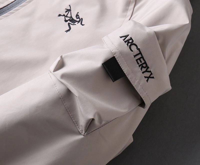 Sporty Arcteryx Outwear 162109