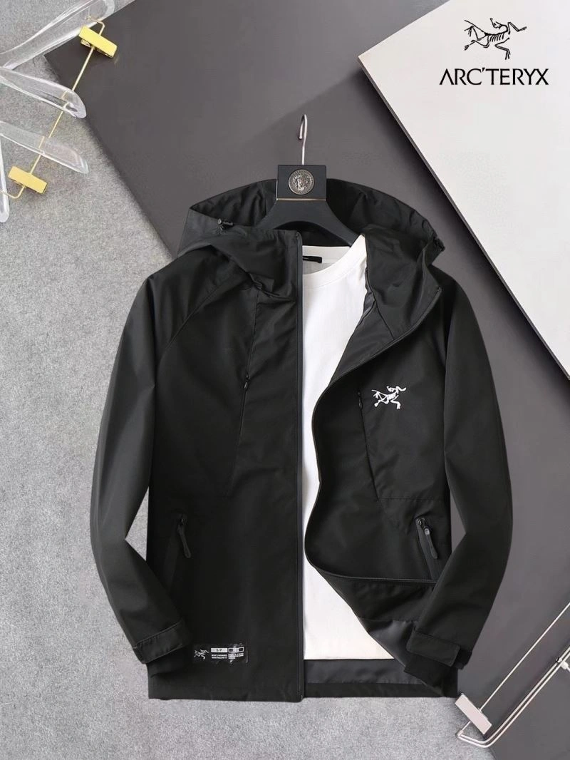 Arcteryx Outwear Sporty 162102