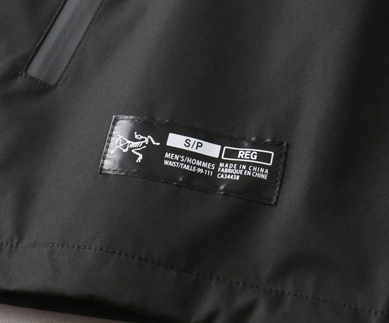 Arcteryx Outwear Sporty 162102