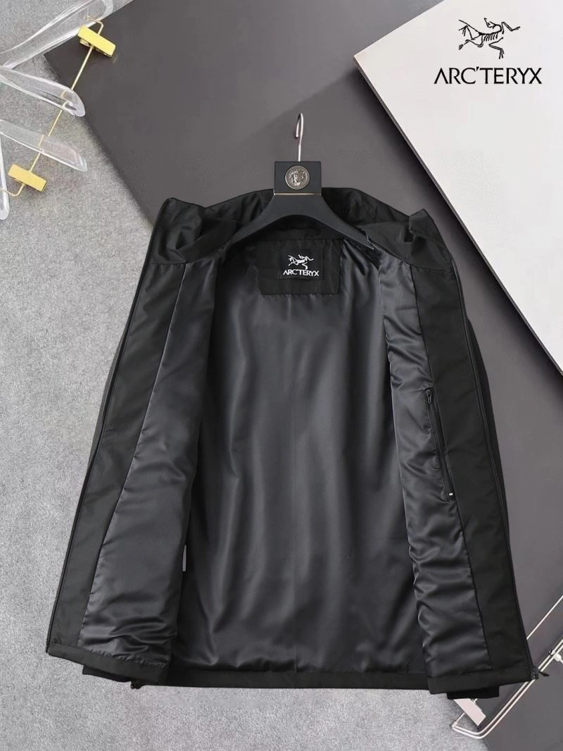 Arcteryx Outwear Sporty 162102