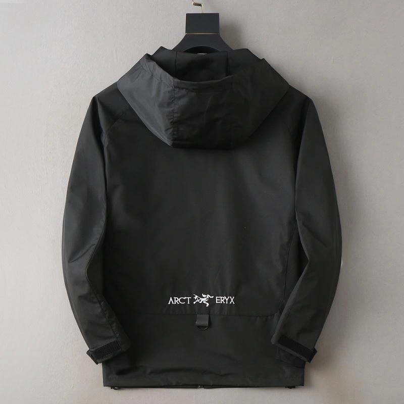 Arcteryx Outwear Sporty 162102