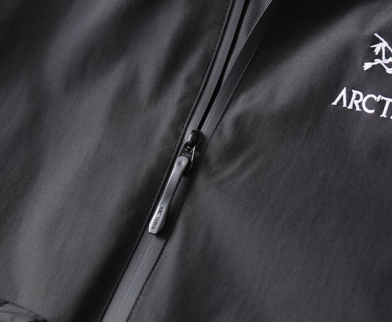 Arcteryx Outwear Bright 162096