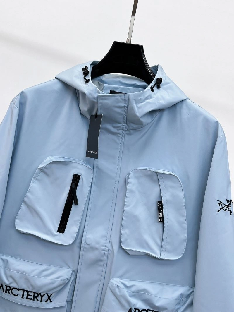 Versatile Arcteryx Outwear 162124