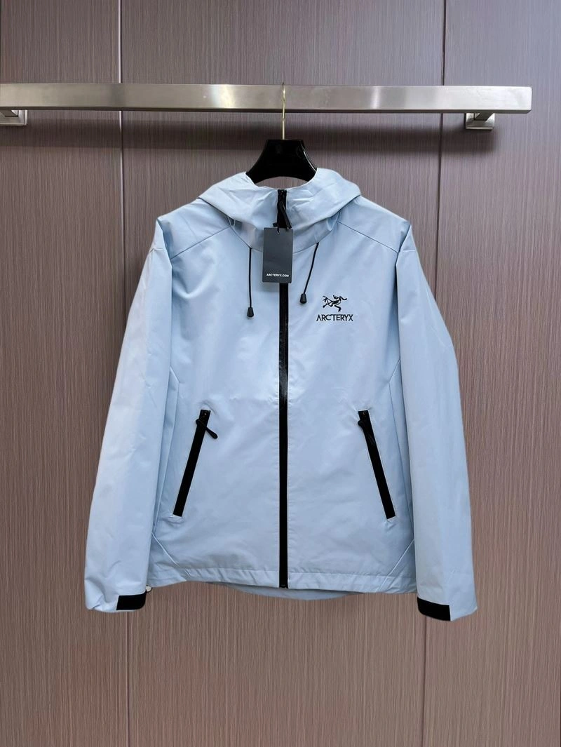 Arcteryx Outwear Classic 162077