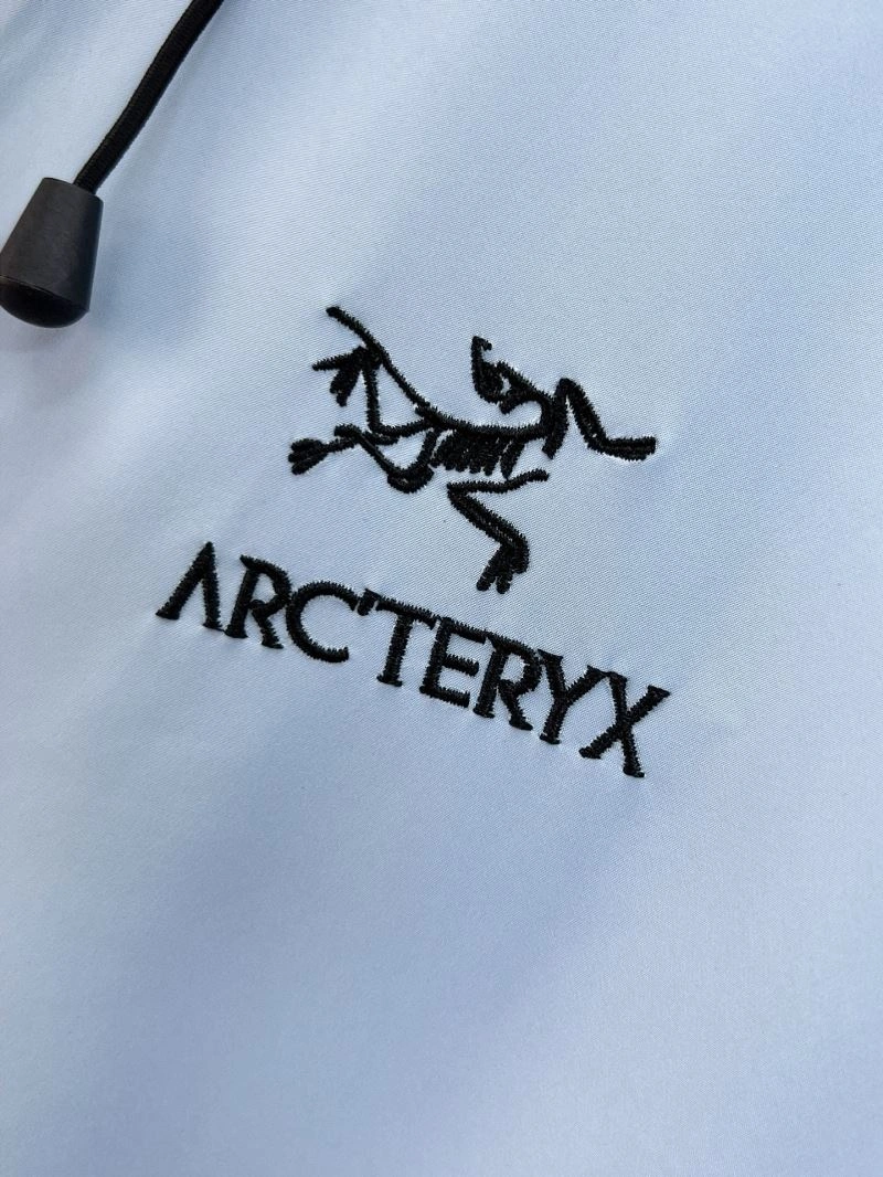 Arcteryx Outwear Classic 162077