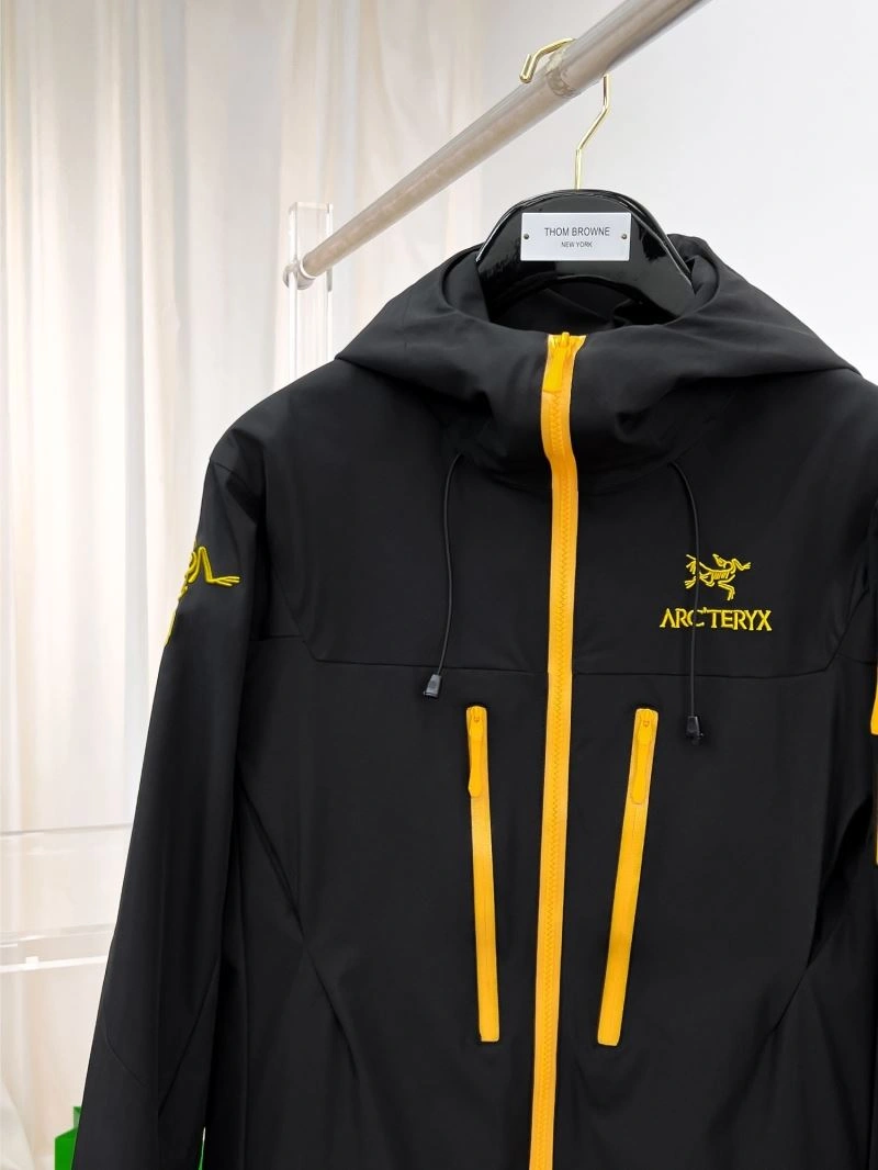 ZipUp Arcteryx Outwear 162075