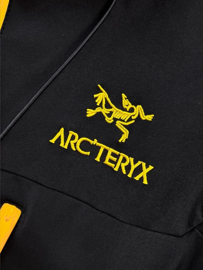 ZipUp Arcteryx Outwear 162075