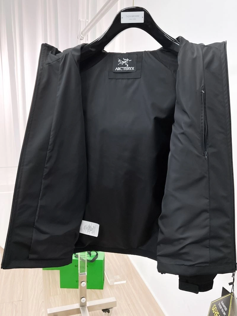 Functional Arcteryx Outwear 162068