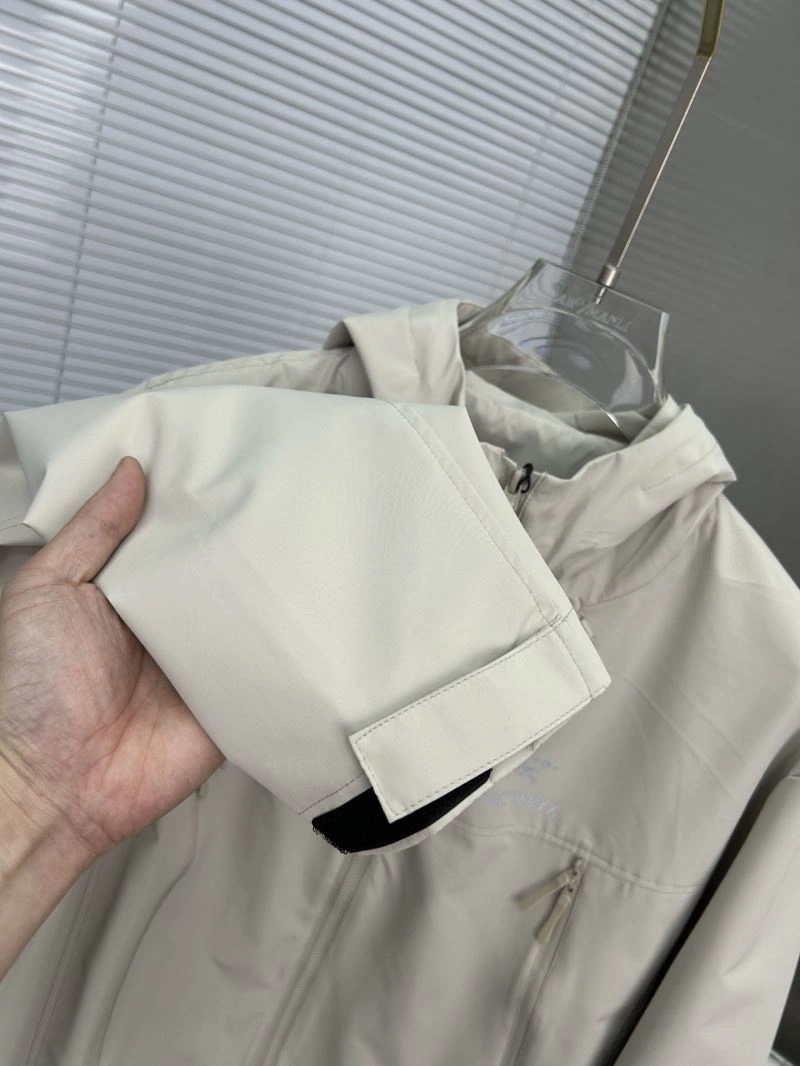 FashionForward Arcteryx Outwear 161161