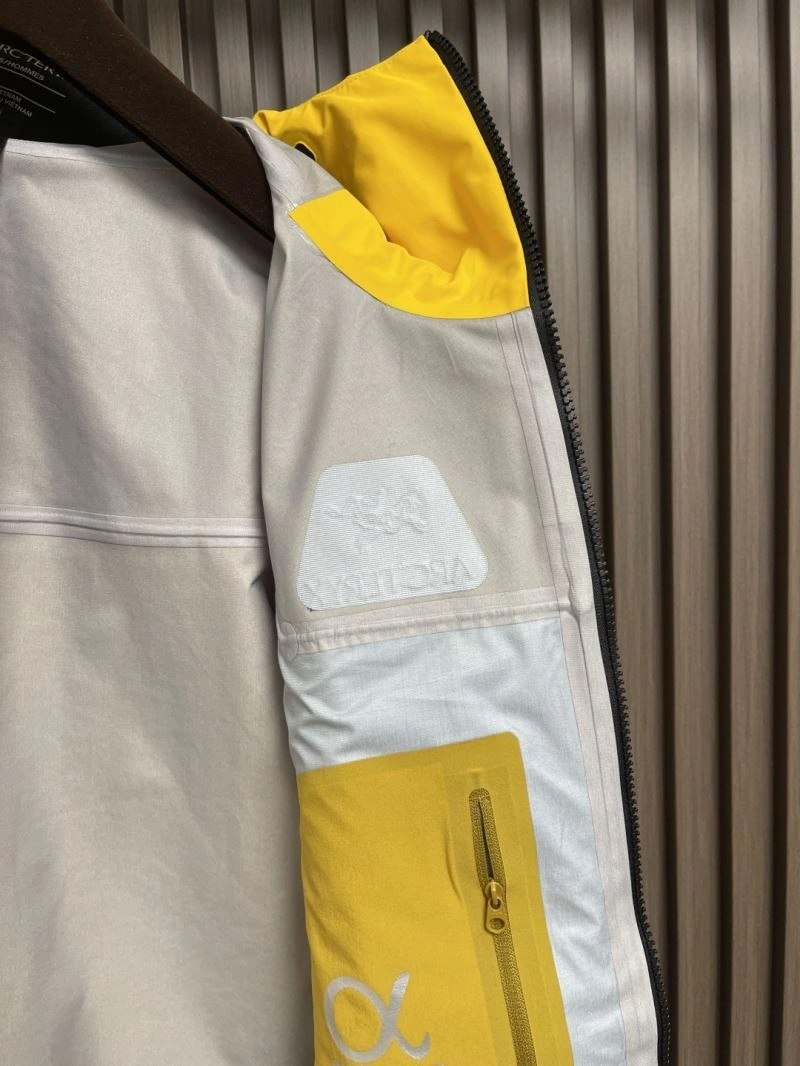 Stretchable Arcteryx Outwear 161158
