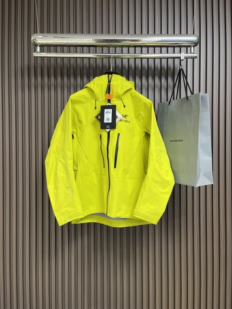 Attractive Arcteryx Outwear 161154