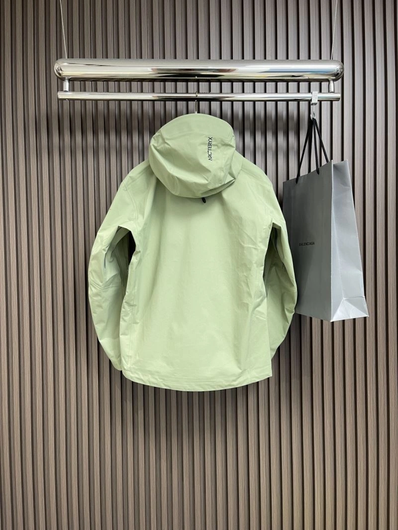 Arcteryx Outwear Seasonal 161156