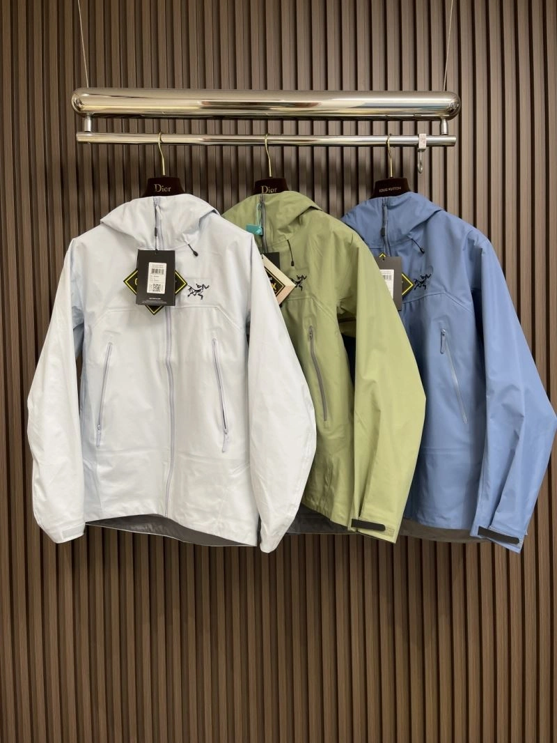 Arcteryx Outwear Seasonal 161156