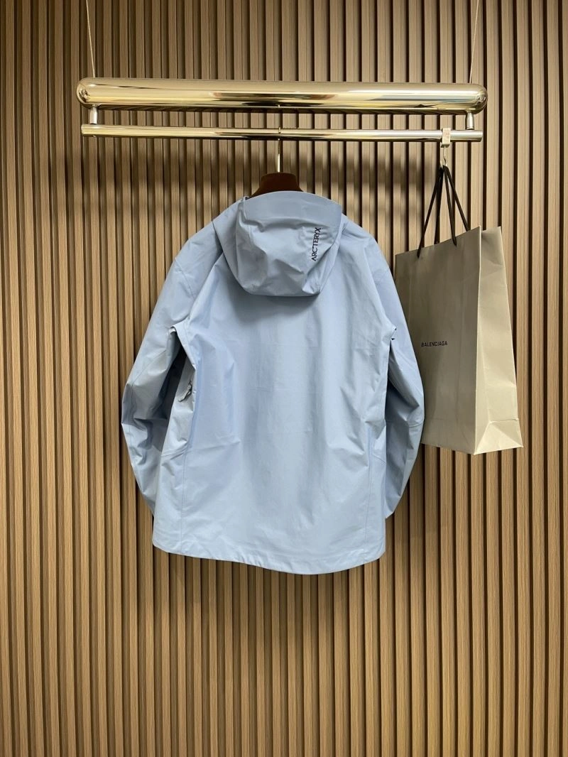 Arcteryx Outwear Lightweight 161153