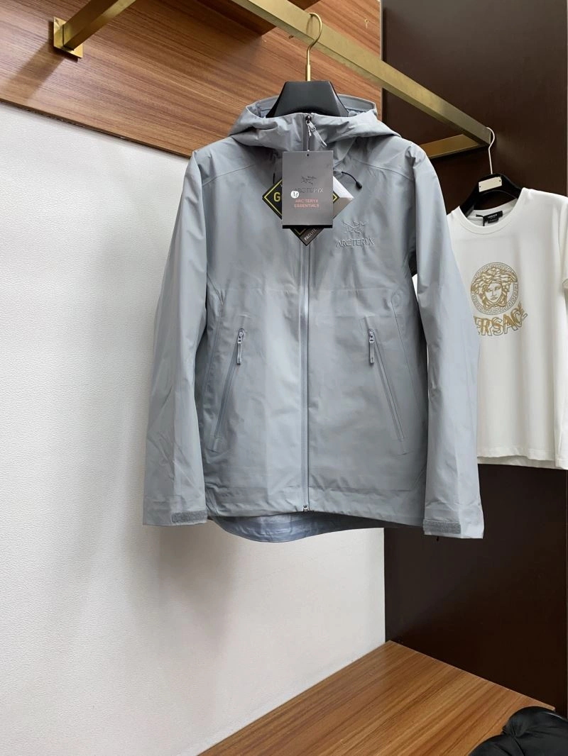 Arcteryx Outwear Breathable 161213