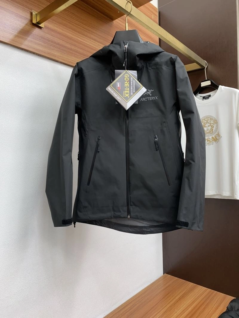 Arcteryx Outwear Breathable 161213