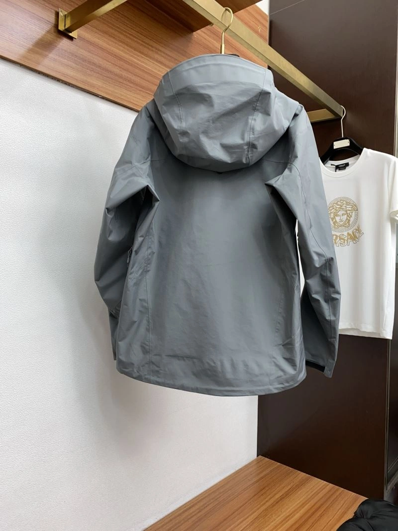 Functional Arcteryx Outwear 161146