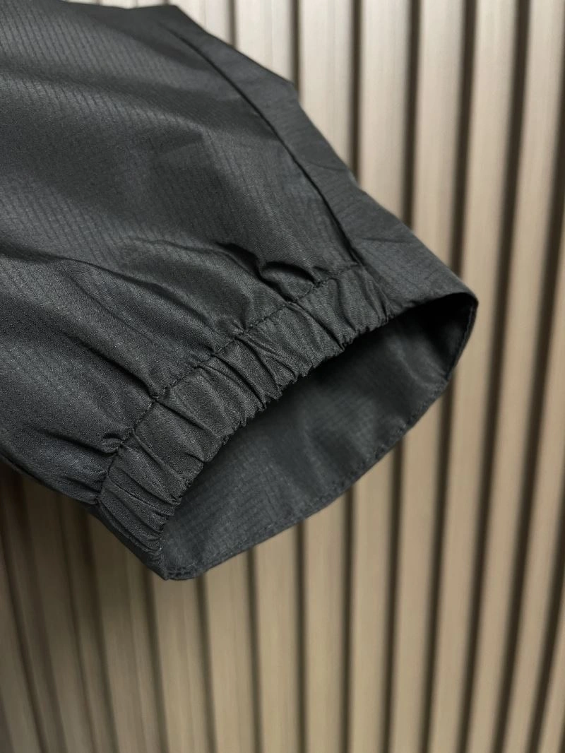 Soft Arcteryx Outwear 161175