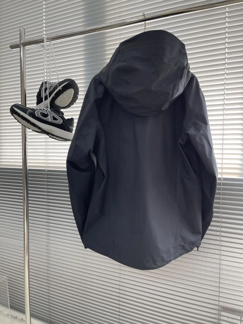 Arcteryx Outwear Compact 161131