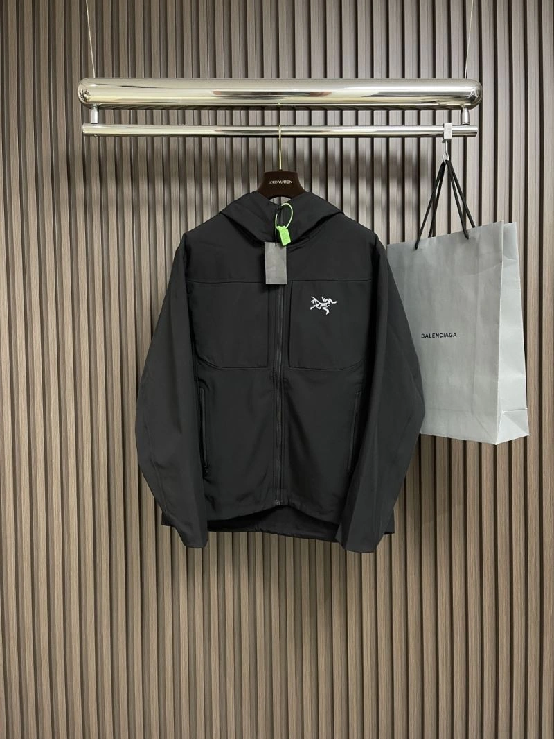 Arcteryx Outwear Functional 161125