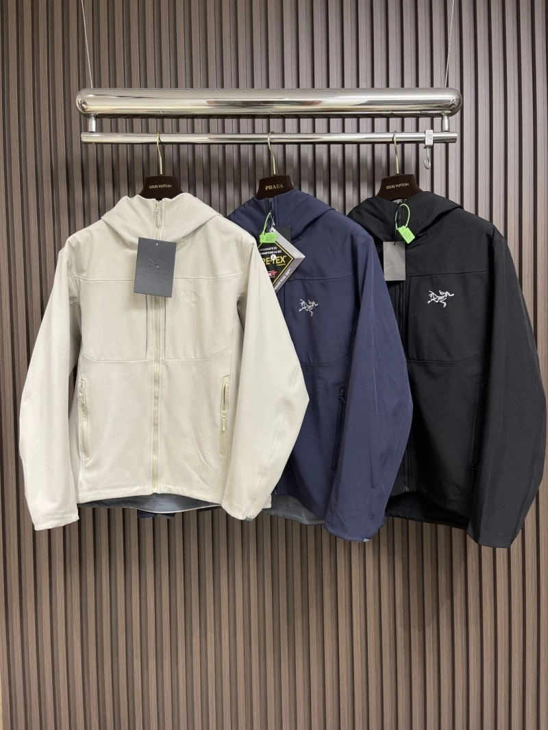 Arcteryx Outwear Functional 161125