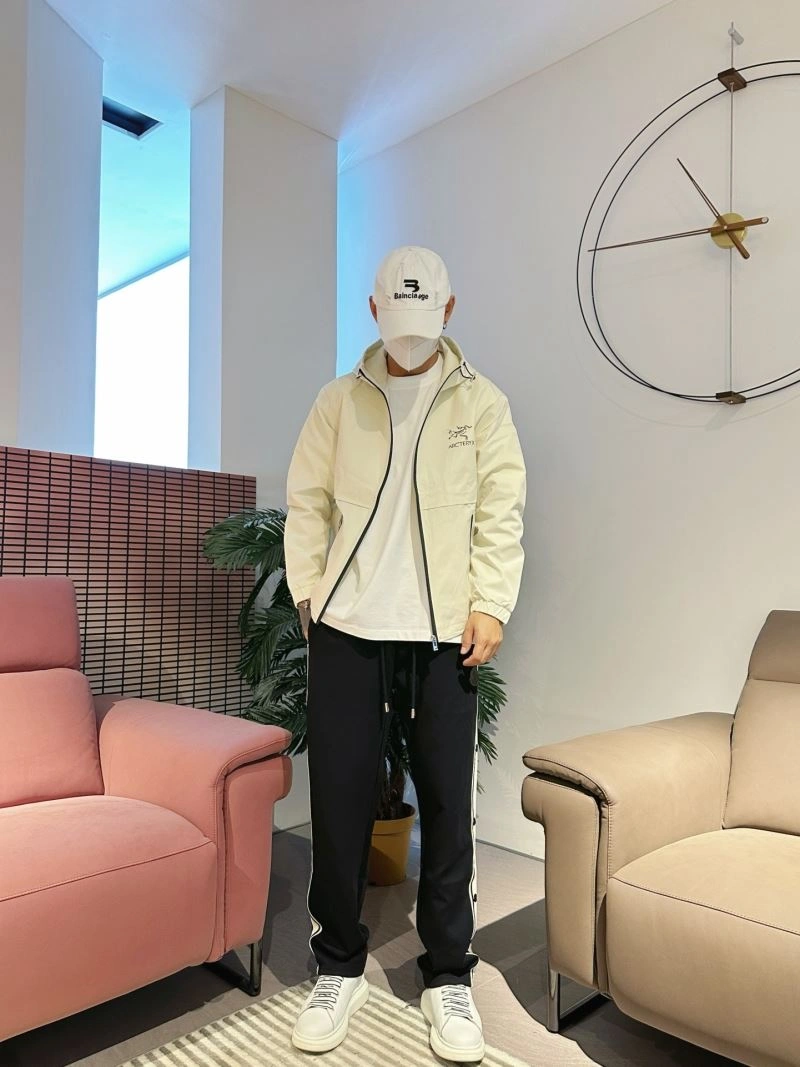 Attractive Arcteryx Outwear 159868