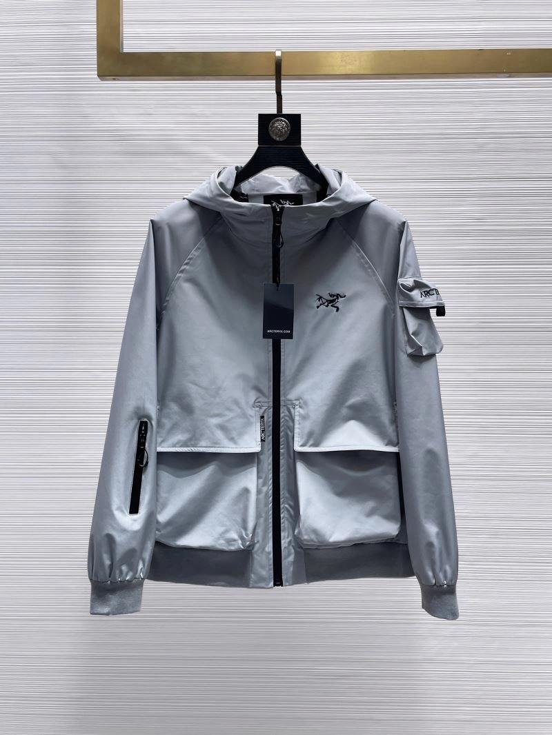 Arcteryx Outwear Durable 159855