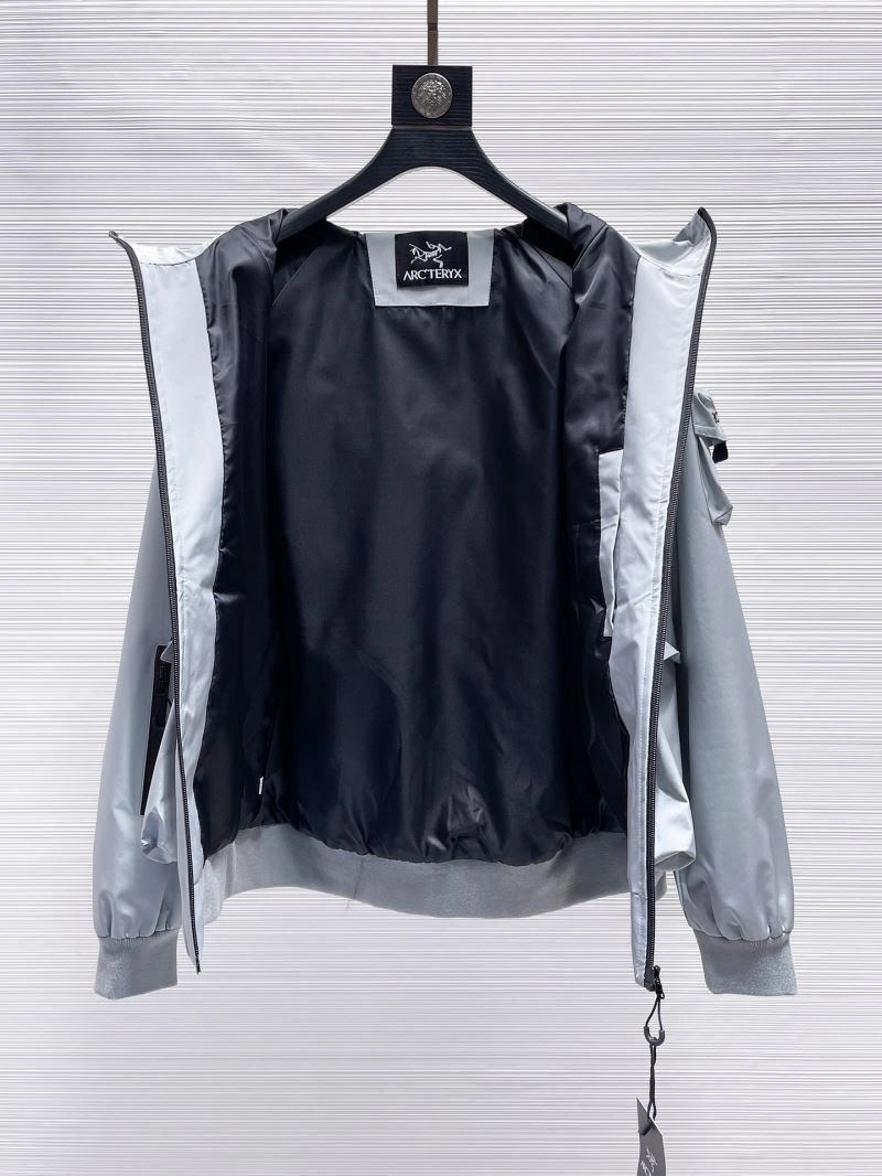 Arcteryx Outwear Durable 159855
