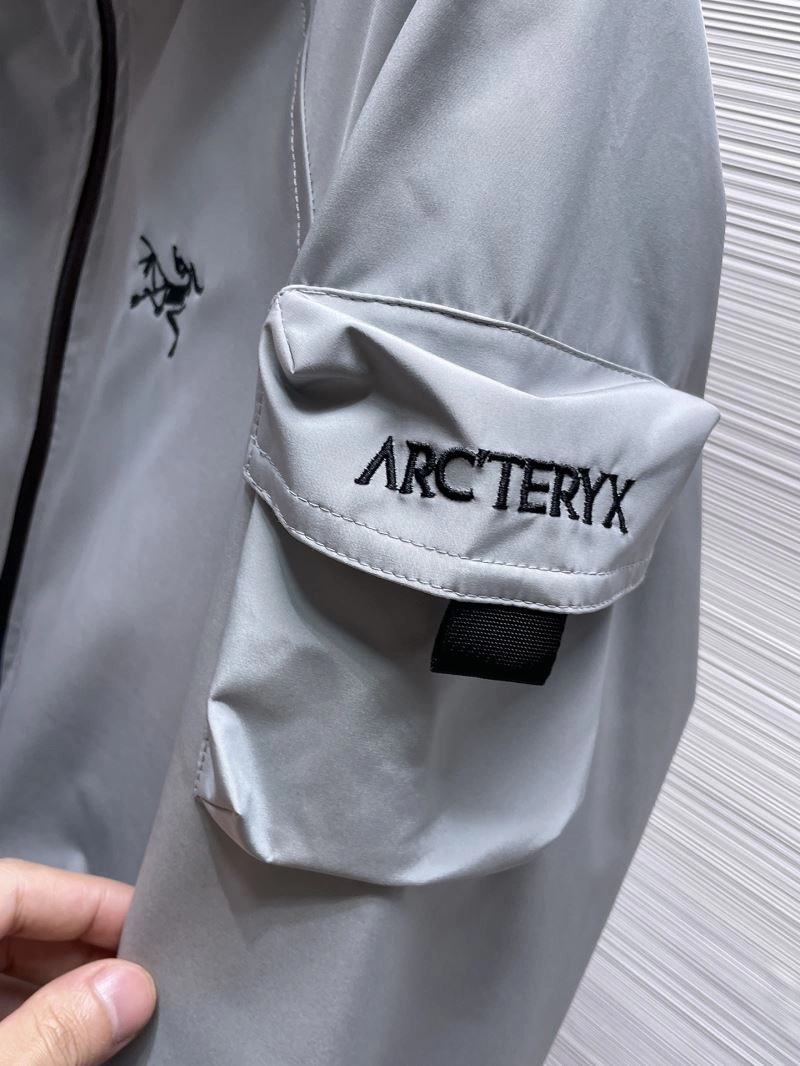 Arcteryx Outwear Durable 159855