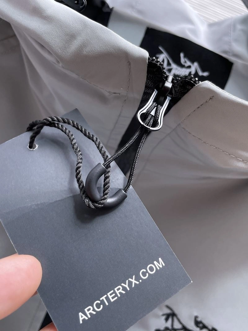 Arcteryx Outwear Durable 159855