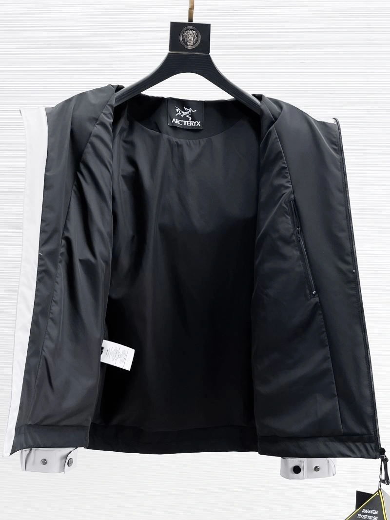 Arcteryx Outwear Durable 159852