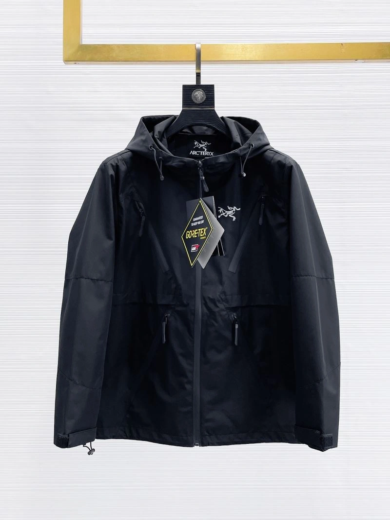 Arcteryx Outwear Breathable 159882