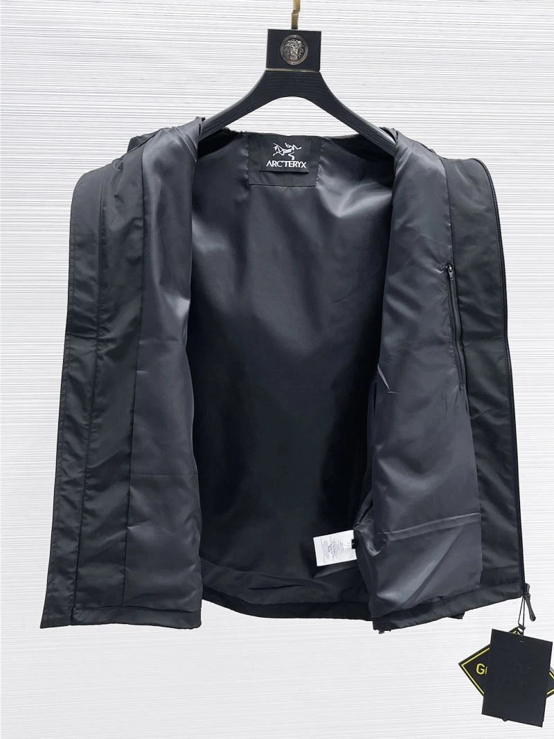 Arcteryx Outwear Youthful 159846