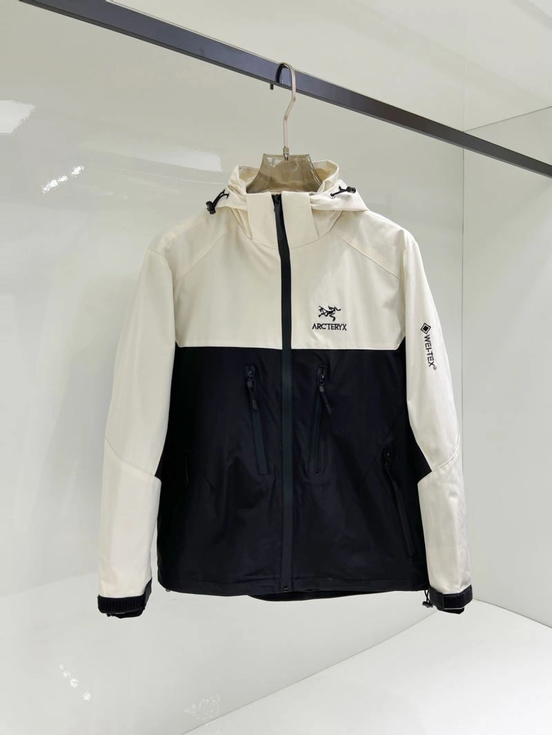 Arcteryx Outwear Contemporary 159856