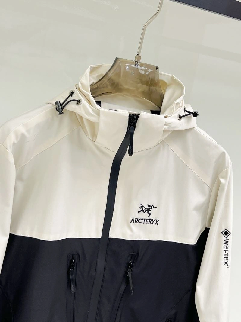 Arcteryx Outwear Contemporary 159856