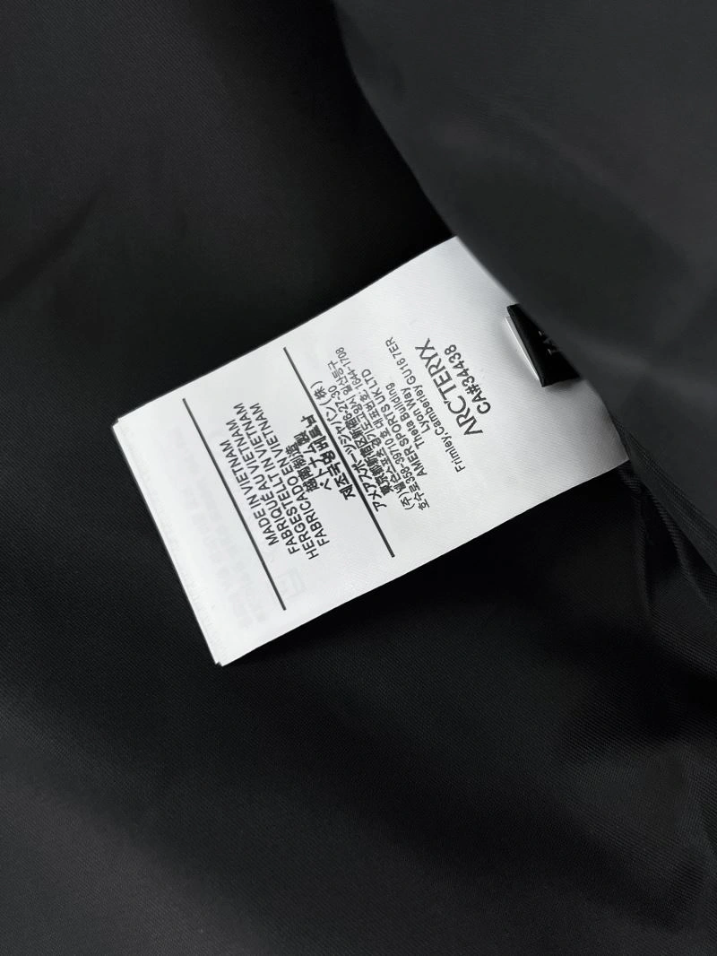 Resilient Arcteryx Outwear 159875
