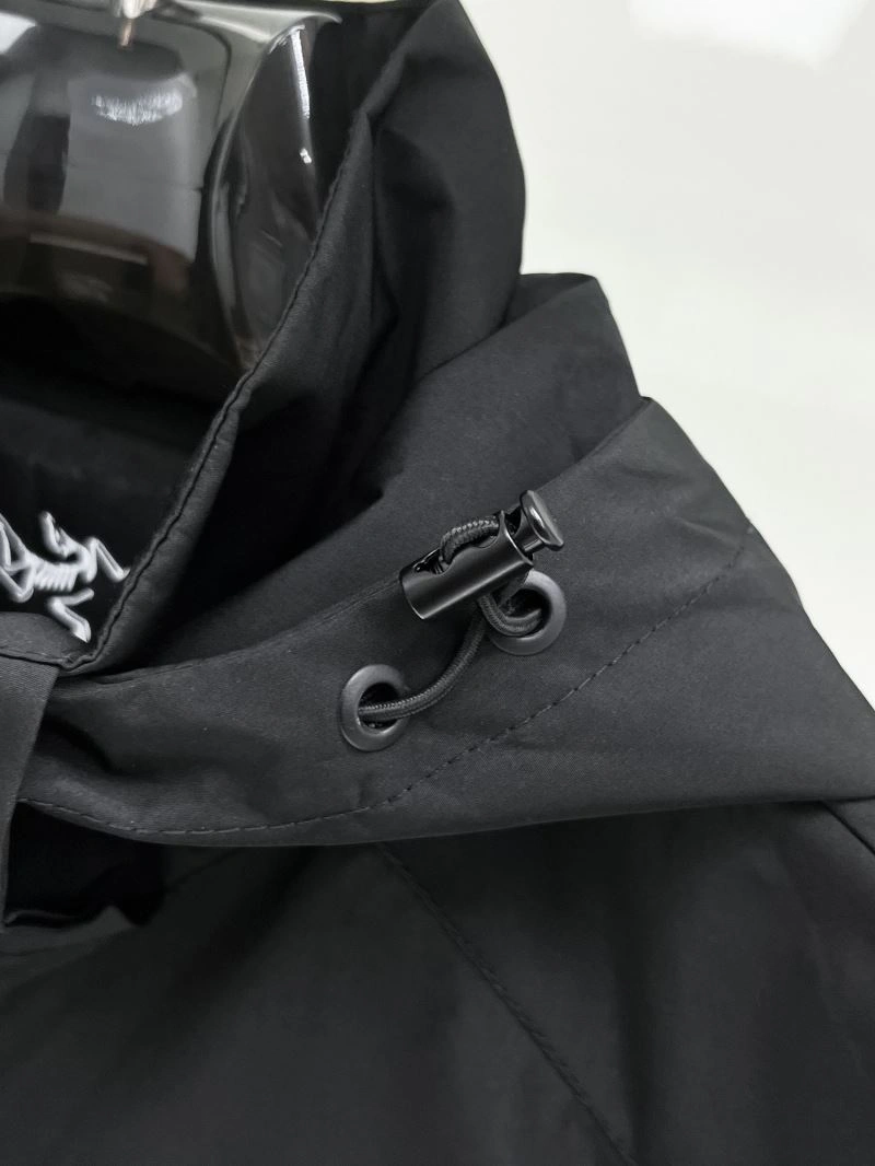 Resilient Arcteryx Outwear 159875