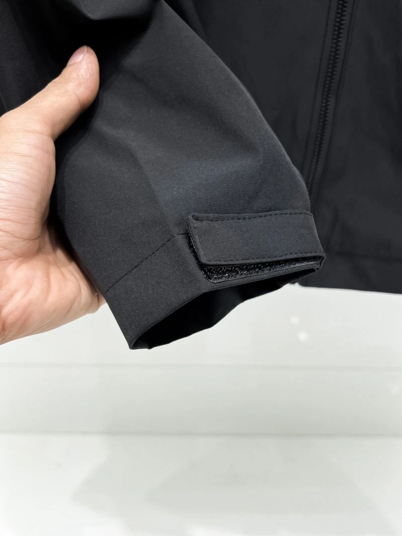 Arcteryx Outwear Supportive 159843