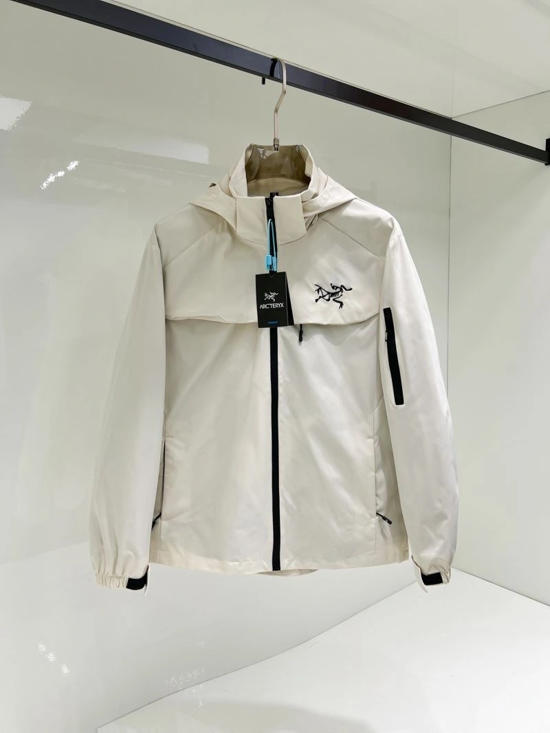 Arcteryx Outwear Comfortable 159916