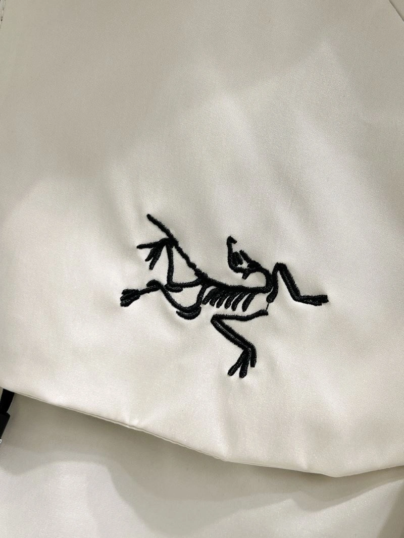 Arcteryx Outwear Comfortable 159916