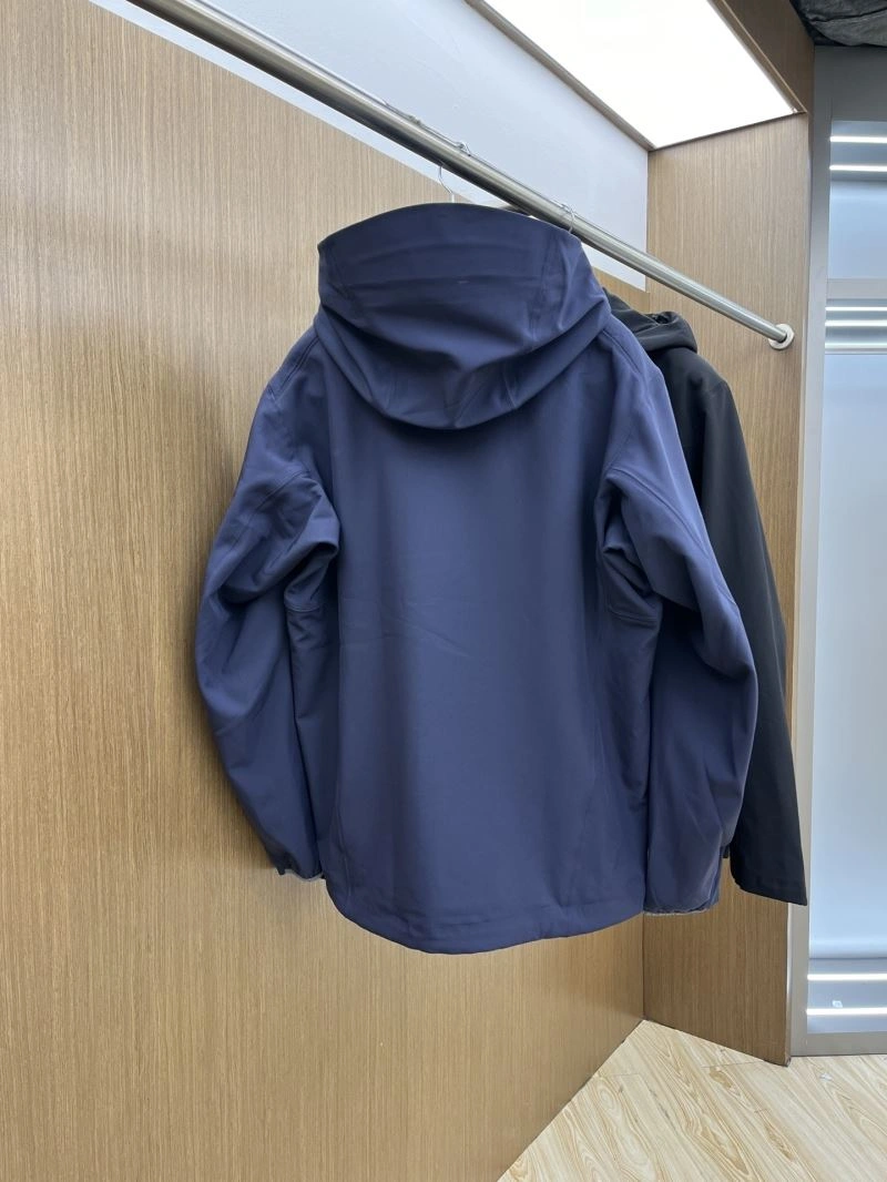 Trendsetting Arcteryx Outwear 159839