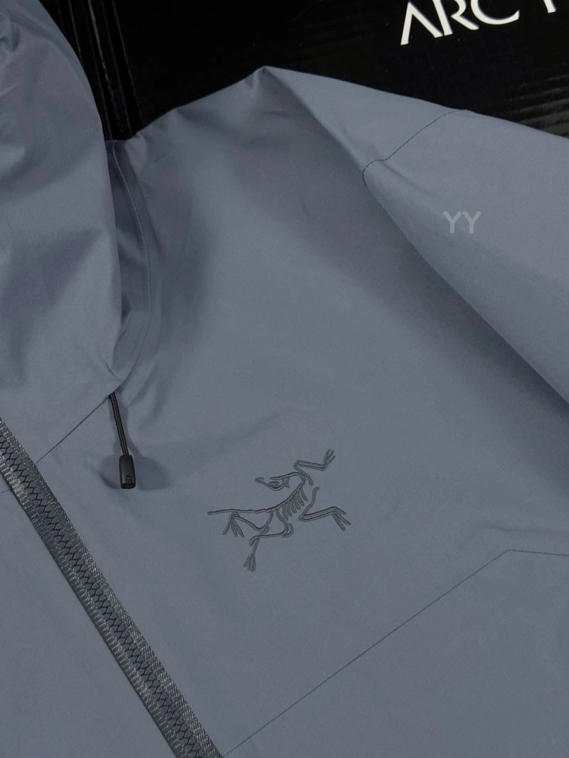 Arcteryx Outwear Contemporary 159833