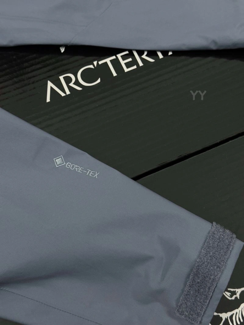 Arcteryx Outwear Contemporary 159833